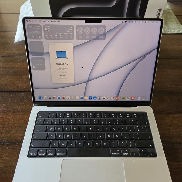 MacBook Pro 2026 - 14 inch (M5) - 1 TB, Silver, 24 GB, Apple M5 Pro 15-core (16-core GPU), Standard Display