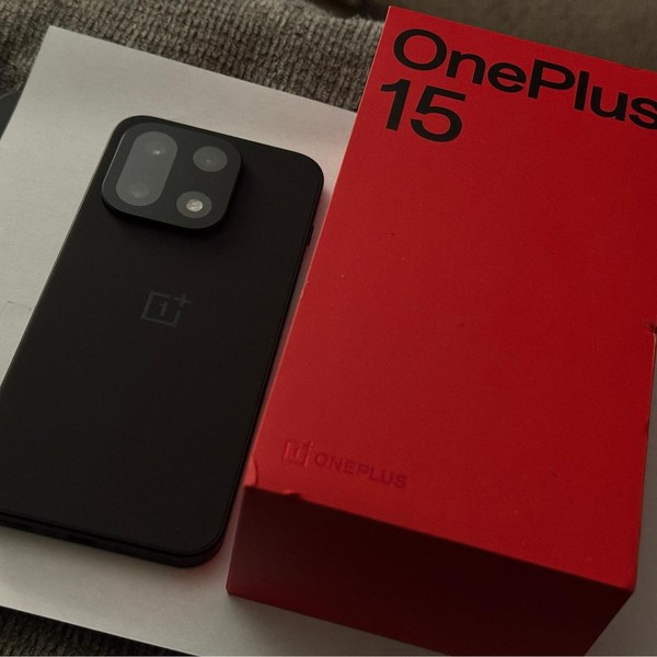 OnePlus 15 - Unlocked, 512 GB, Infinite Black, 16 GB