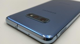 Good
													Samsung Galaxy S10e - Unlocked, Blue, 128 GB, 6 GB, SM-G970U1, photo 4 of 5