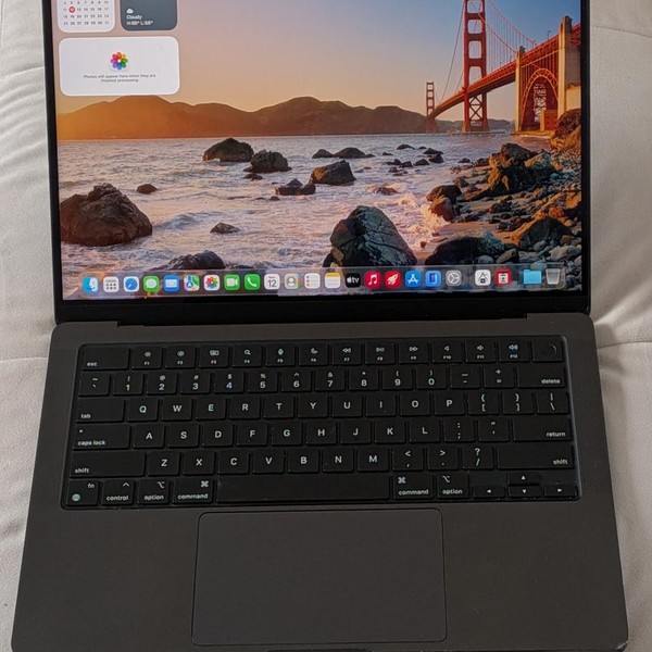 MacBook Pro Late 2023 (M3) - 14 inch - 512 GB, Black, 18 GB, Apple M3 Pro 11-core, 14-core GPU