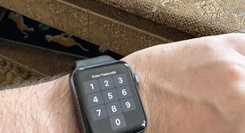 Good
													Apple Watch Series 3 42mm - Unlocked, Gray, A1861, Aluminum, photo 3 of 4