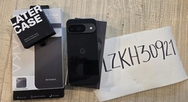 Mint
													Google Pixel 9 - T-Mobile, Obsidian, 256 GB, 12 GB, G2YBB, photo 2 of 7