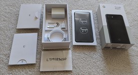 Mint
													Google Pixel 3 - Unlocked, Black, 64 GB, Google Edition, photo 1 of 6