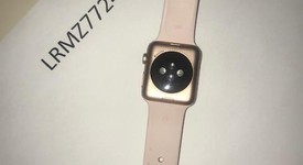 Good
													Apple Watch Series 3 42mm - Rose Gold, A1859, Aluminum - GPS, photo 2 of 7