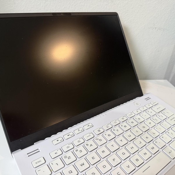 Asus ROG Zephyrus G14 (2023) GA402 - 1 TB, White, 32 GB, AMD Ryzen 9