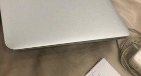 Good
													MacBook Air 2017 - 13" - I5, Silver, 128 GB, 4 GB, photo 4 of 5