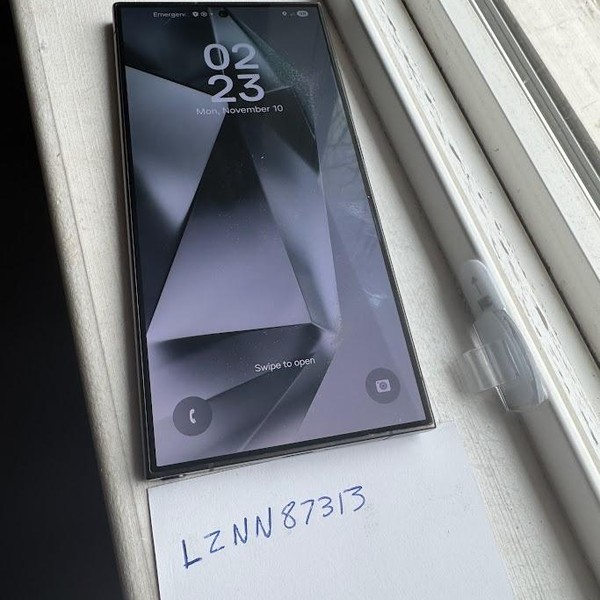 Samsung Galaxy S24 Ultra - Unlocked, 512 GB, Black, 12 GB, SM-S928U1