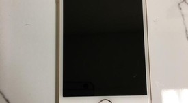 Mint
													Apple iPhone 8 - Verizon, Gold, 64 GB, A1863, photo 2 of 7