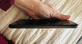 Mint
													Apple iPhone 11 - Unlocked, Black, 64 GB, A2111, photo 4 of 9