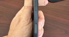 Mint
													Apple iPhone 16 - Verizon, Black, 128 GB, A3081, photo 4 of 8