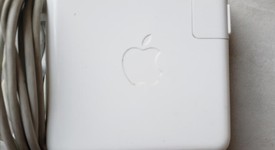 Good
													MacBook Pro 2015 (Retina) - 15" - Silver, 256 GB, 16 GB, photo 5 of 13