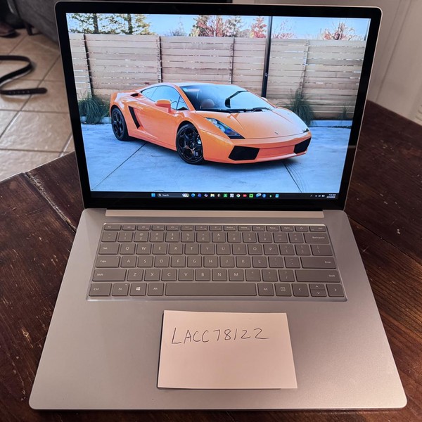 Microsoft Surface Laptop 4 - 256 GB, Platinum, 8 GB, AMD Ryzen 7, 15 inch