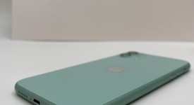 Mint
													Apple iPhone 11 - Unlocked, Green, 64 GB, A2111, photo 4 of 5