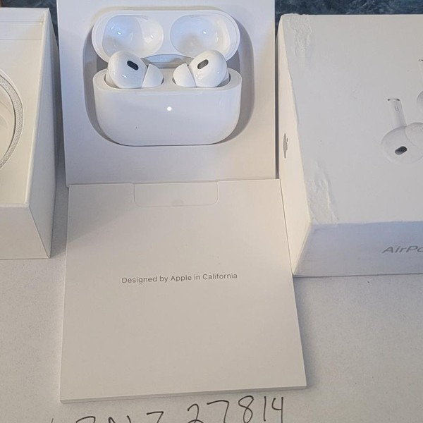 Apple AirPods Pro 2 - USB-C
