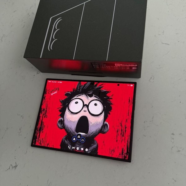 Galaxy Z Trifold - Unlocked Non-US, 512 GB, Crafted Black, 16 GB, SM-F968