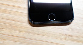 Good
													Apple iPhone SE 3rd Gen 2022 - Unlocked, Midnight, 64 GB, A2595, photo 5 of 13