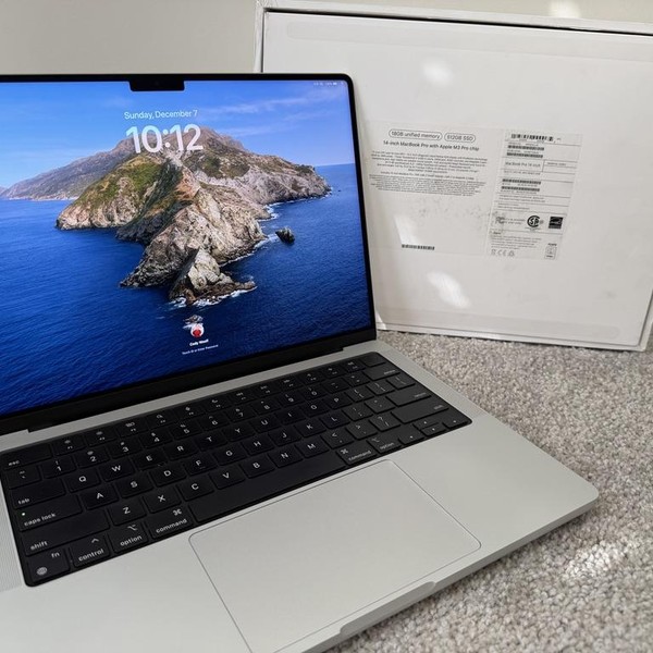 MacBook Pro Late 2023 (M3) - 14 inch - 512 GB, Silver, 18 GB, Apple M3 Pro 11-core, 14-core GPU
