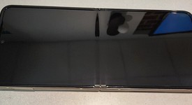 Mint
													Samsung Galaxy Z Flip3 5G - Unlocked, Cream, 128 GB, 8 GB, SM-F711U1, photo 3 of 6