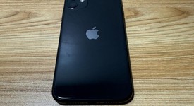 Mint
													Apple iPhone 11 - Unlocked, Black, 64 GB, A2111, photo 4 of 6