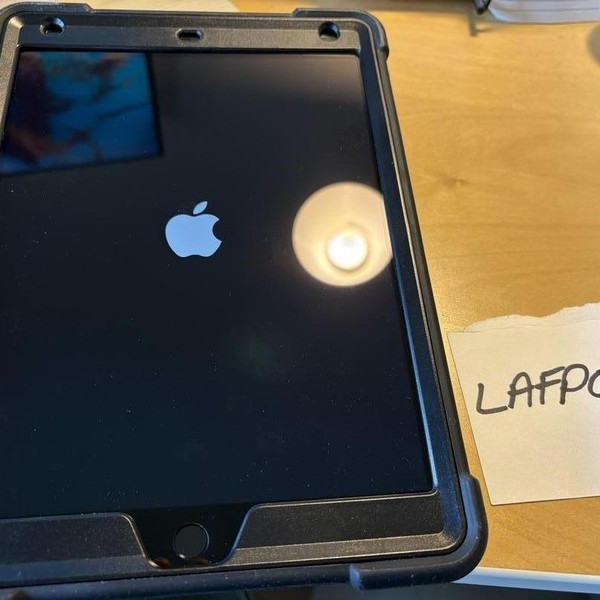 Apple iPad (9th Gen) - T-Mobile, 64 GB, Gray, A2603