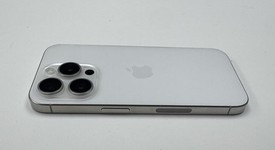 Good
													Apple iPhone 15 Pro - Unlocked, White, 128 GB, A2848, photo 3 of 8