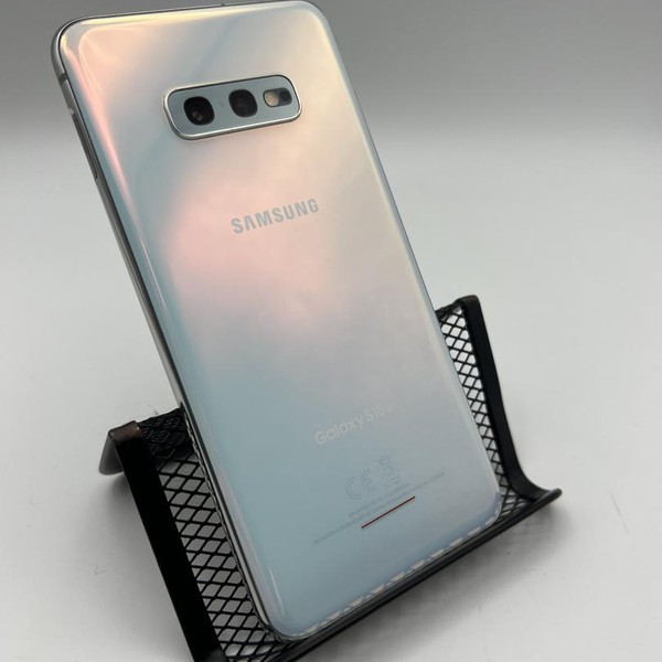 Samsung Galaxy S10e - Unlocked, 128 GB, White, 6 GB, SM-G970U1