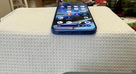 Mint
													Google Pixel 10 - Unlocked, Indigo, 128 GB, GLBW0, photo 3 of 14