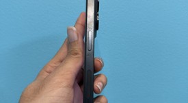 Good
													Apple iPhone 15 Pro - Unlocked, Black, 128 GB, A2848, photo 4 of 6