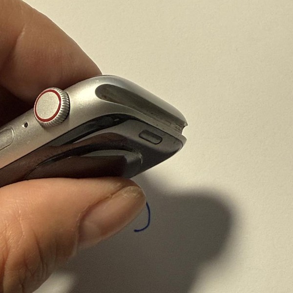 Apple Watch SE 1st Gen 44mm - Verizon, Silver, A2354 - Cellular, Aluminum