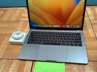 MacBook Pro 2017 (No Touch Bar) - 13"