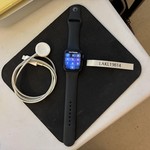 Good Apple Watch SE (1st Gen) 44mm - Unlocked, Gray, A2354 - Cellular, Aluminum