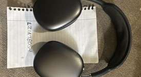 Used
													Apple AirPods Max - Gray, photo 1 of 9