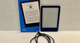 Good
													Amazon Kindle 11 - Navy Blue, 16 GB, photo 4 of 6