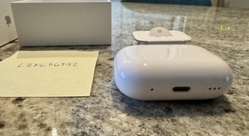 Used
													Apple AirPods Pro 2 - Lightning, photo 5 of 7