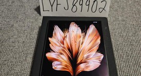 Mint
													vivo X Fold3 - Unlocked Non-US, Black, 512 GB, 16 GB, photo 4 of 10