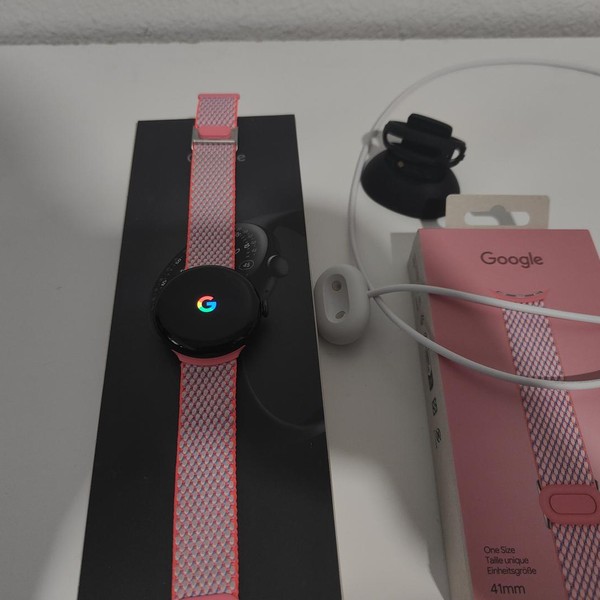 Google Pixel Watch 4 - Unlocked, Black, 41mm, LTE