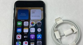Mint
													Apple iPhone SE 3rd Gen 2022 - Unlocked, Midnight, 64 GB, A2595, photo 1 of 9
