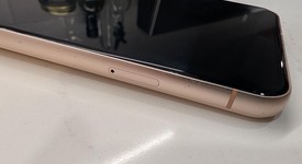 Good
													Google Pixel 8 - Unlocked, Rose, 128 GB, 8 GB, G9BQD, Sub-6 5G, photo 4 of 13