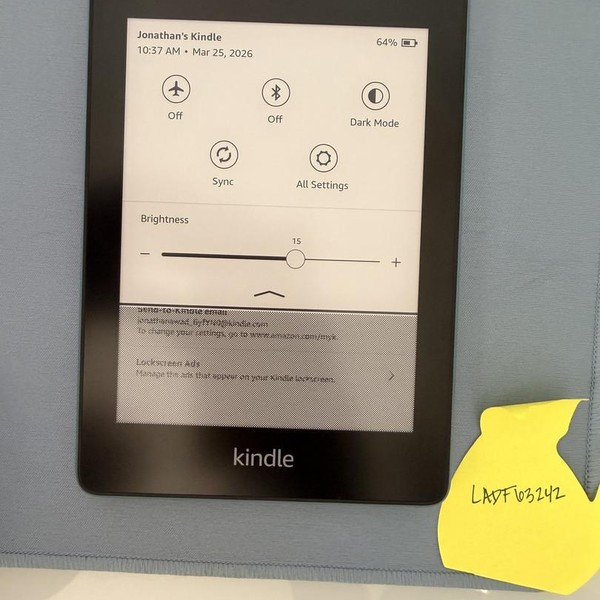 Amazon Kindle Paperwhite 10th Gen - Amazon, 8 GB