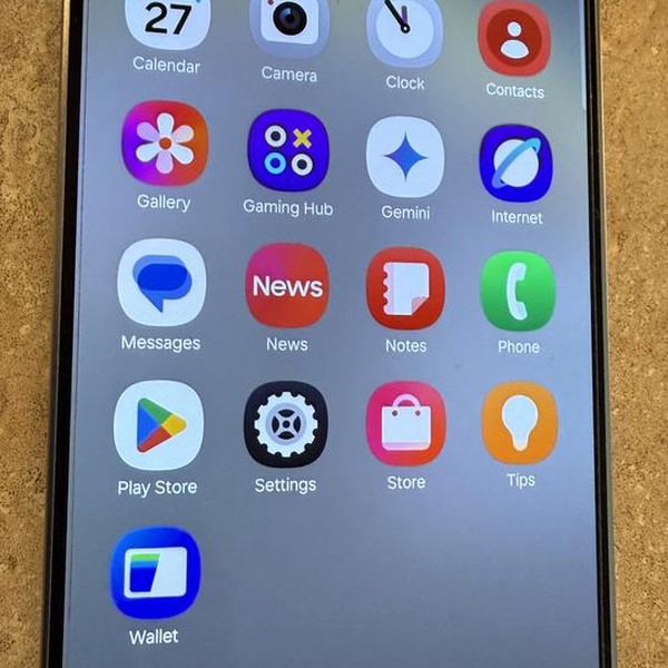 Samsung Galaxy S24 - T-Mobile, 128 GB, Gray, 8 GB, SM-S921U