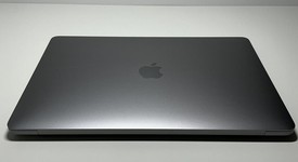 Good
													MacBook Pro 2020 - 13" - Apple M1, Gray, 256 GB, 8 GB, photo 4 of 7