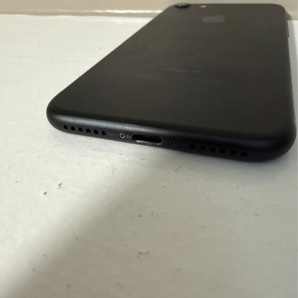 Apple iPhone 7 - Unlocked, 32 GB, Black, A1660