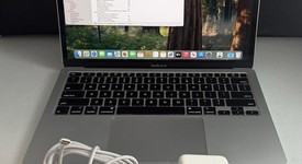 Good
													MacBook Air 2020 - 13" - I3, Silver, 256 GB, 8 GB, photo 3 of 10
