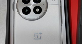 Good
													OnePlus 13 - Unlocked, Arctic Dawn, 512 GB, 16 GB, photo 4 of 20