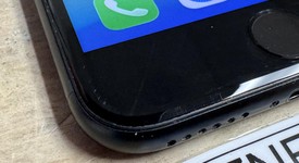 Fair
													Apple iPhone SE 3rd Gen 2022 - Unlocked, Midnight, 128 GB, A2595, photo 3 of 12