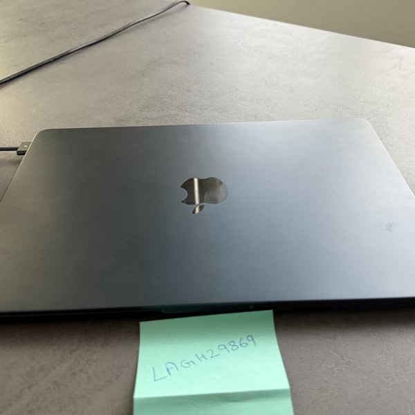 MacBook Air 2024 (M3) - 13 inch - 256 GB, Midnight, 16 GB, Apple M3, 8-core GPU