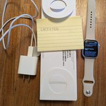 Mint Apple Watch Series 9 45mm - Verizon, Starlight, A2984 - Cellular, Aluminum