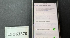 Fair
													Apple iPhone SE 3rd Gen 2022 - Unlocked, Starlight, 64 GB, A2595, photo 2 of 6