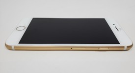 Good
													Apple iPhone 7 - Verizon, Gold, 32 GB, A1660, photo 4 of 6