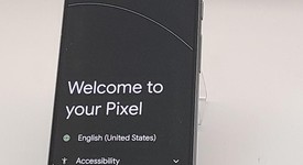 Good
													Google Pixel 8 - Unlocked, Hazel, 128 GB, 8 GB, G9BQD, Sub-6 5G, photo 3 of 3
